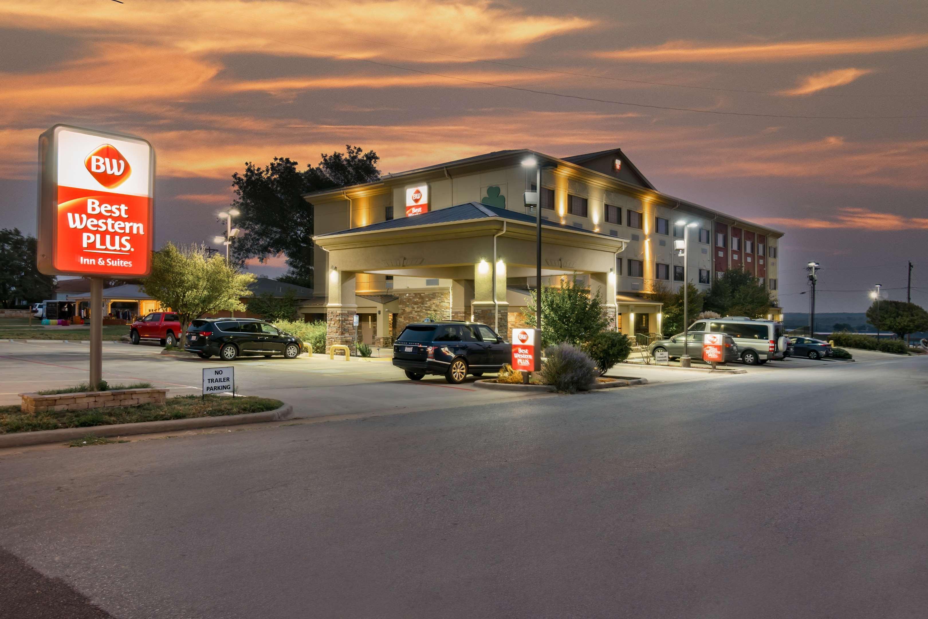 Best Western Plus Shamrock Inn&Suites Exterior foto